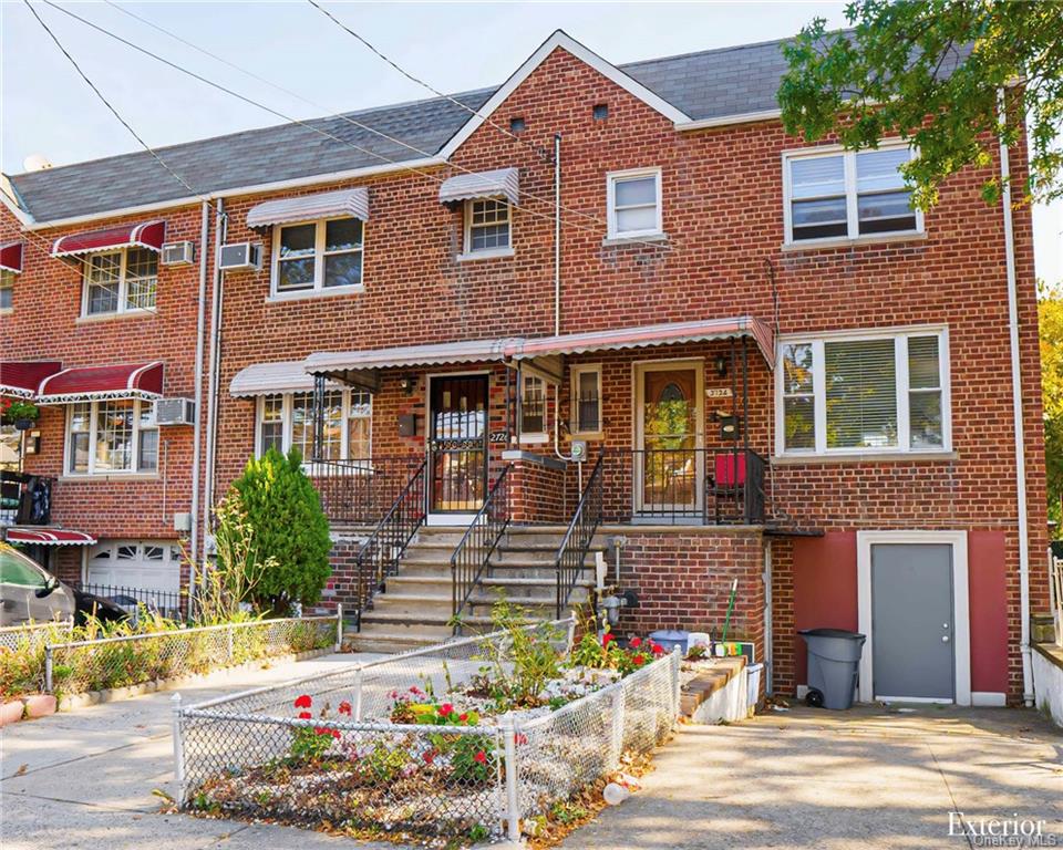 2726 Eastchester Rd, Bronx, NY 10469 - MLS H6150216 - Coldwell Banker