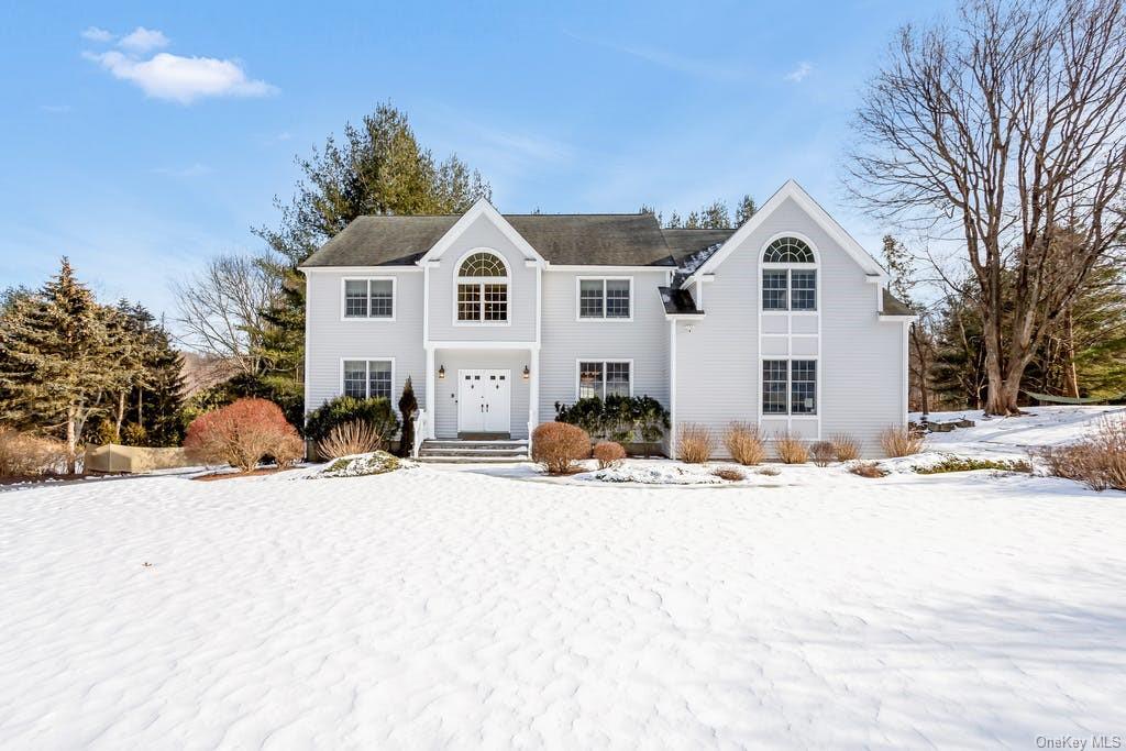 25 Random Farms Dr, Chappaqua, NY 10514 MLS H6162994 Coldwell Banker