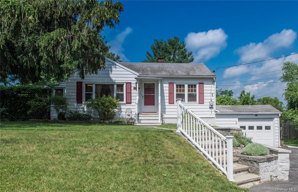 15 E Dogwood Dr, Poughkeepsie, NY 12601 MLS H6187972 Coldwell Banker