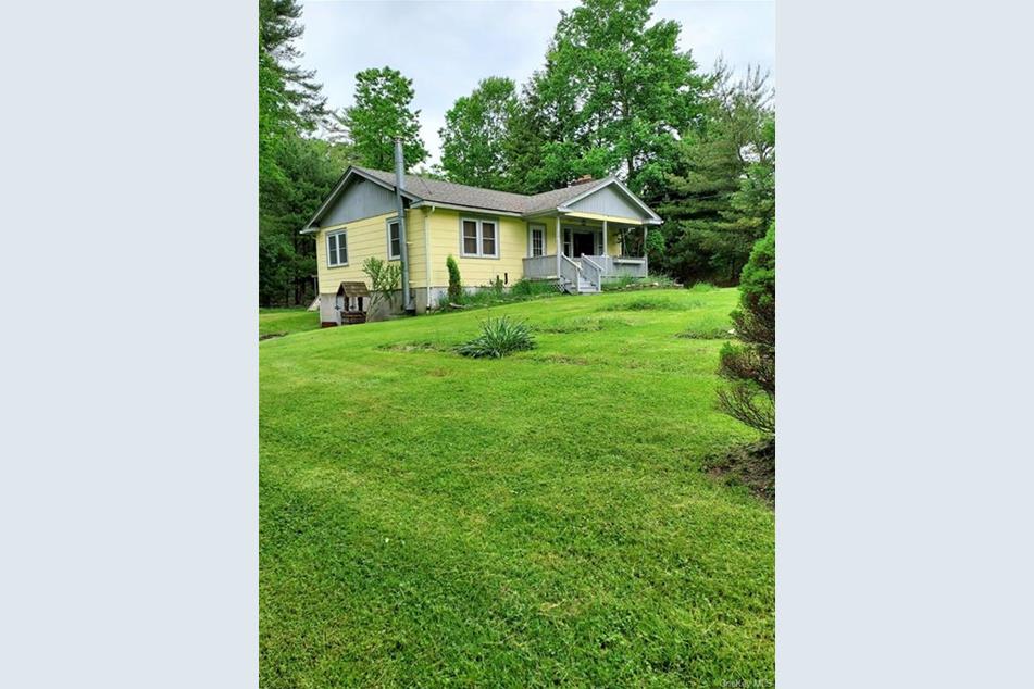 28 Beaver Brook Rd, Yulan, NY 12792 MLS H6191892 Coldwell Banker