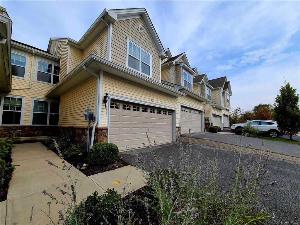 18 Fieldstone Dr, Middletown, NY 10940 MLS H6216212 Coldwell Banker