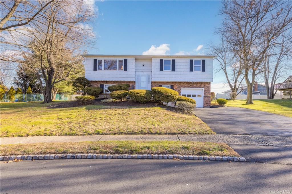 160 Lake Nanuet Dr, Nanuet, NY 10954 MLS H6221819 Coldwell Banker