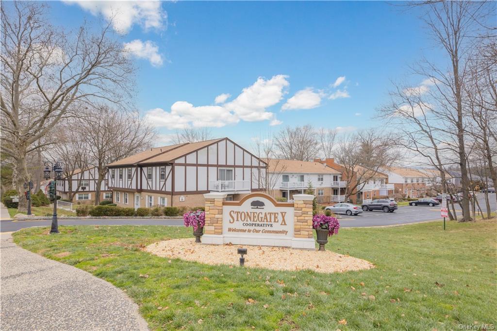 204 Parkside Dr 204, Suffern, NY 10901 MLS H6224129 Coldwell Banker