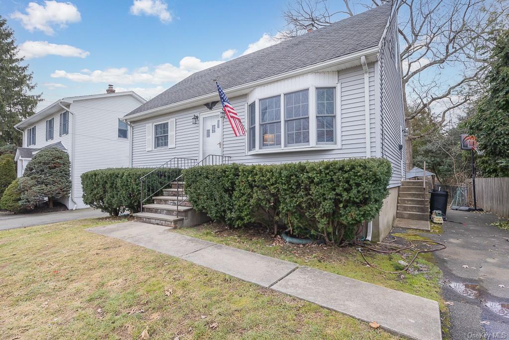 49 Roosevelt St, Pearl River, NY 10965 MLS H6225479 Coldwell Banker