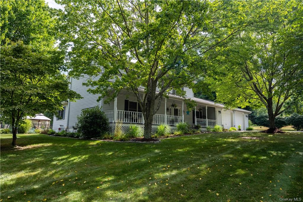 5 Dana Pl, Hyde Park, NY 12538 MLS H6235353 Coldwell Banker