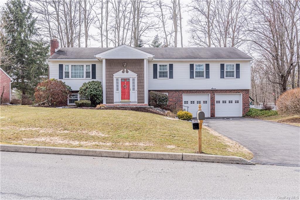 7 Surrey Ln, Poughkeepsie, NY 12603 MLS H6237562 Coldwell Banker