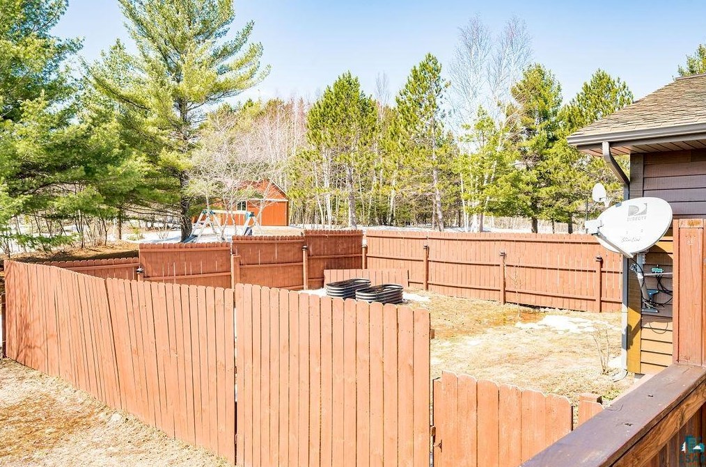 2020 20th Ave, Two Harbors MN  55616-5018 exterior