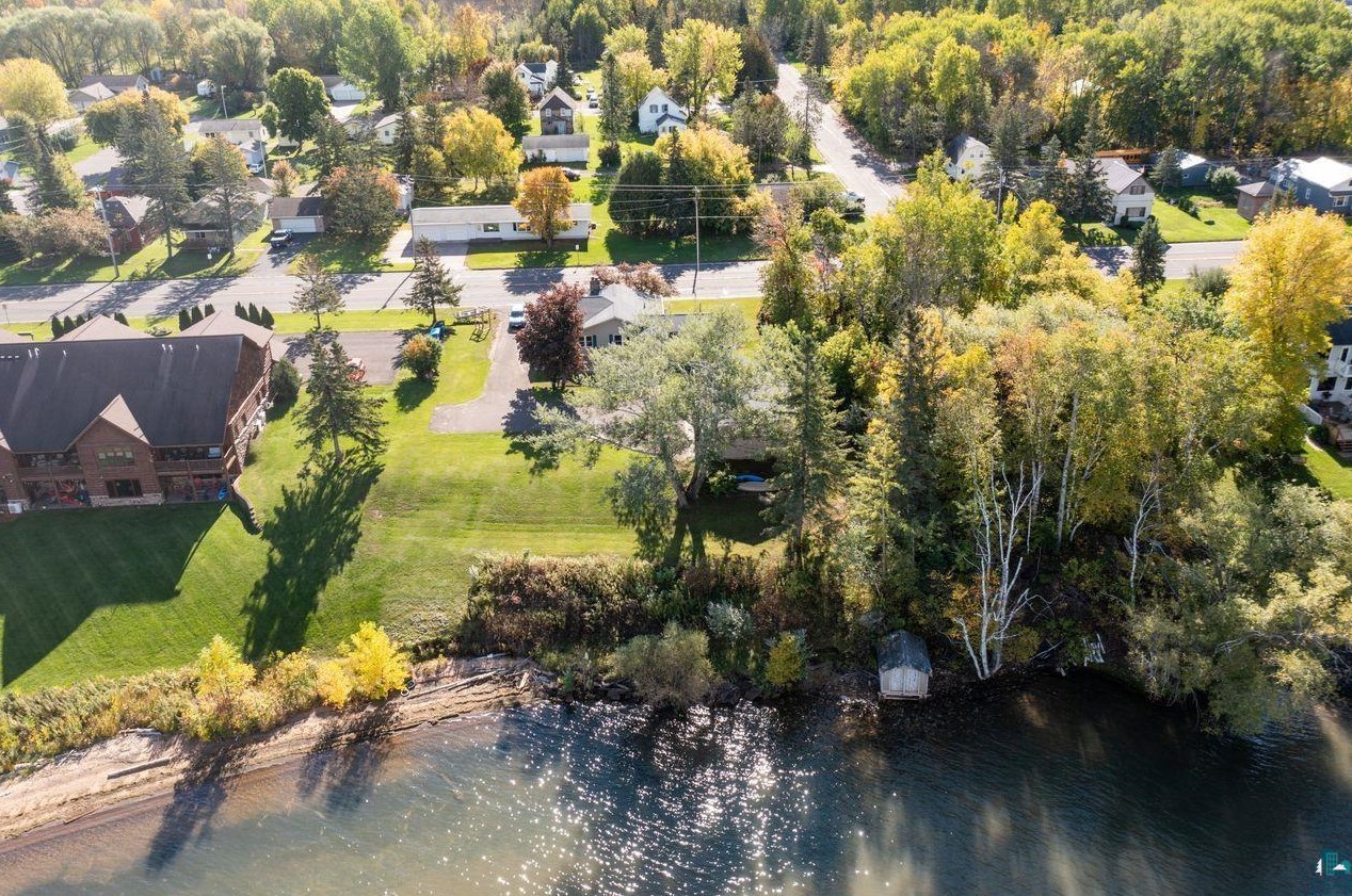 2727 Lake Shore Dr, Lac Du Flambeau Reservation WI  54806-2426 exterior