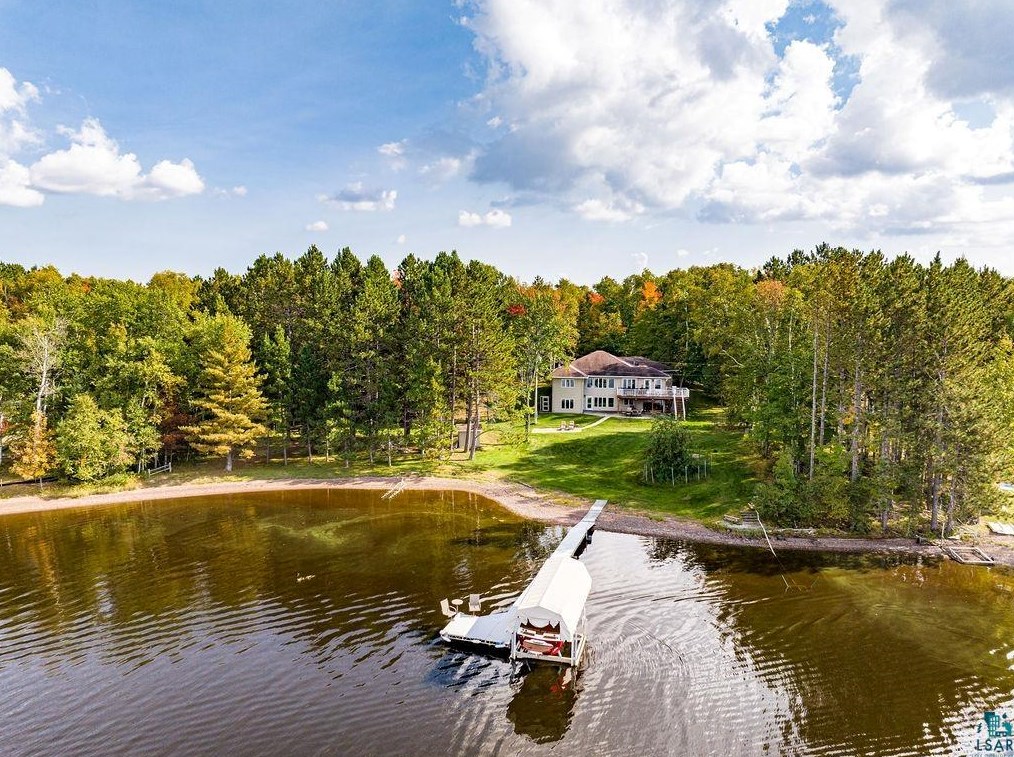 6901 Bear Island Rd, Duluth, MN 55803