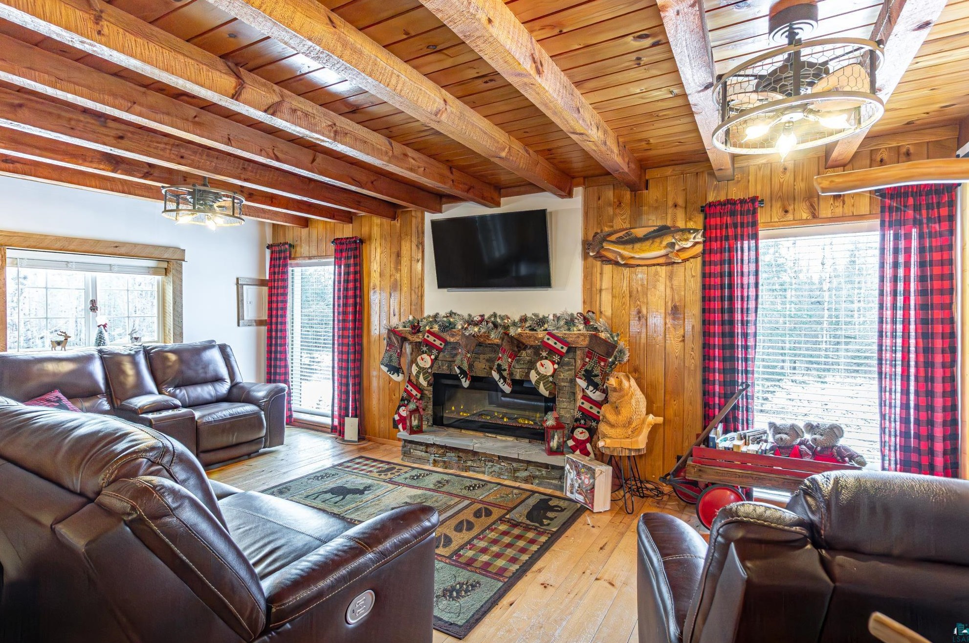 2210 Echo Trl, Ely MN  55731-8158 exterior