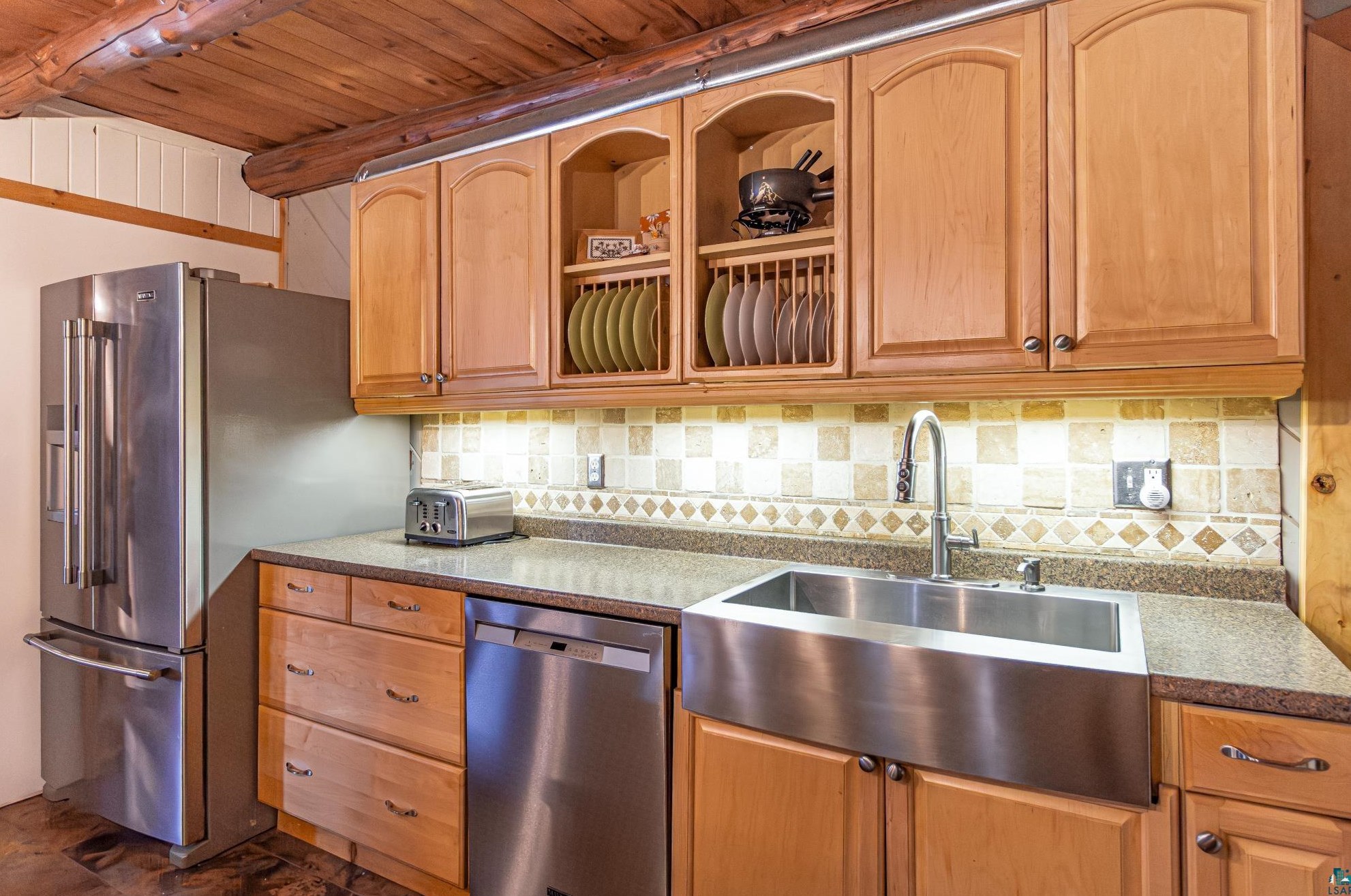 2210 Echo Trl, Ely MN  55731-8158 exterior