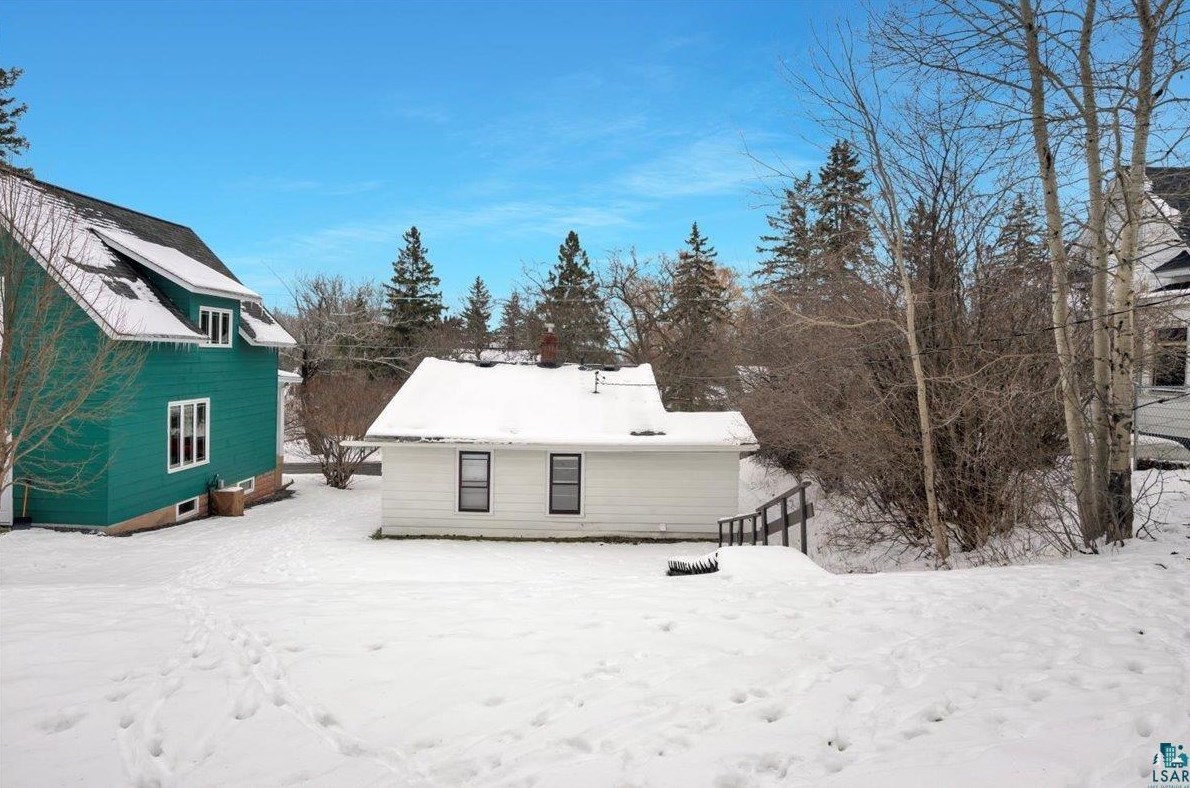 5325 Oakley St, Duluth MN  55804-1322 exterior