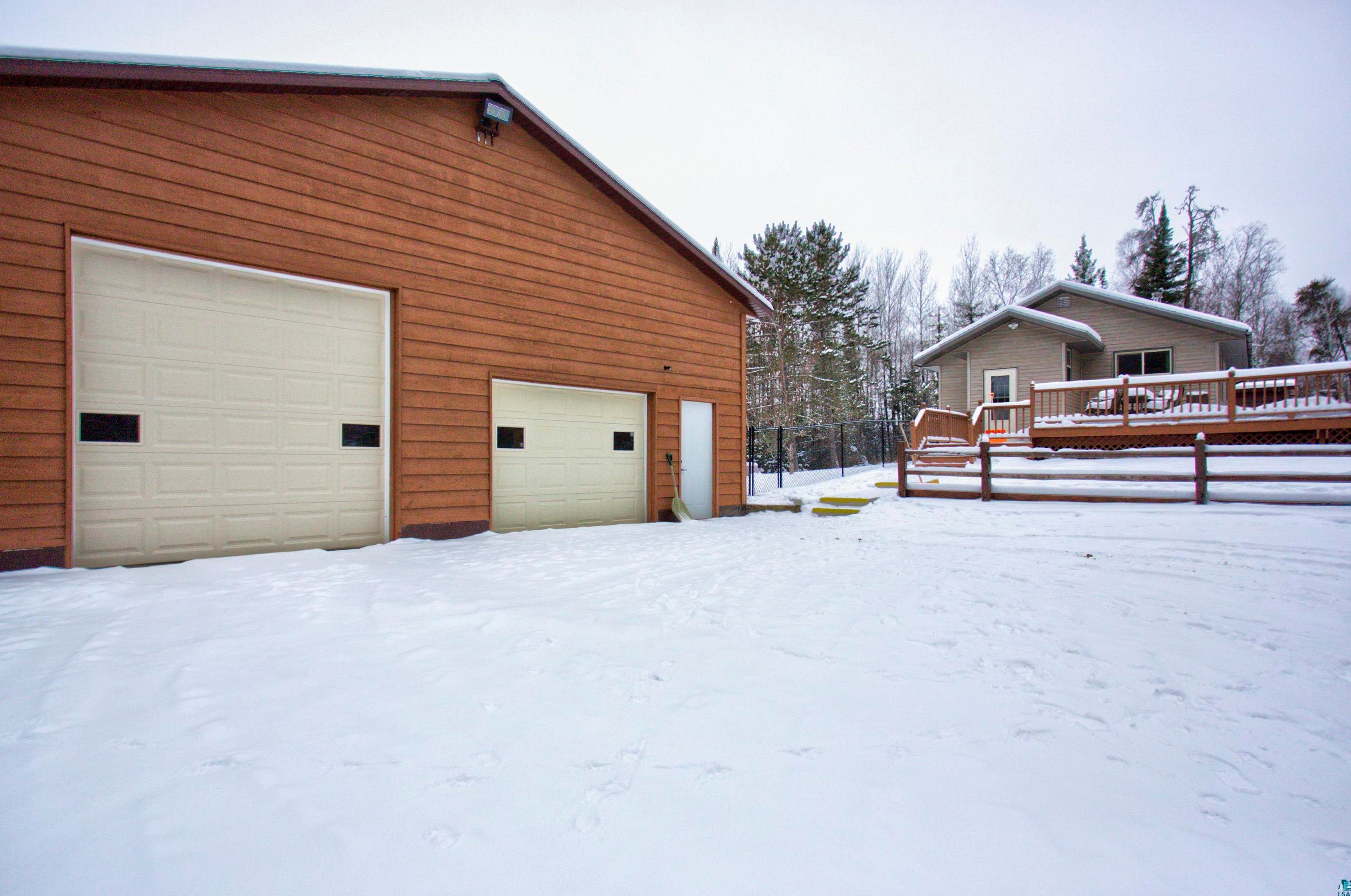 1543 Hwy 1, Ely MN 55731-8211 exterior
