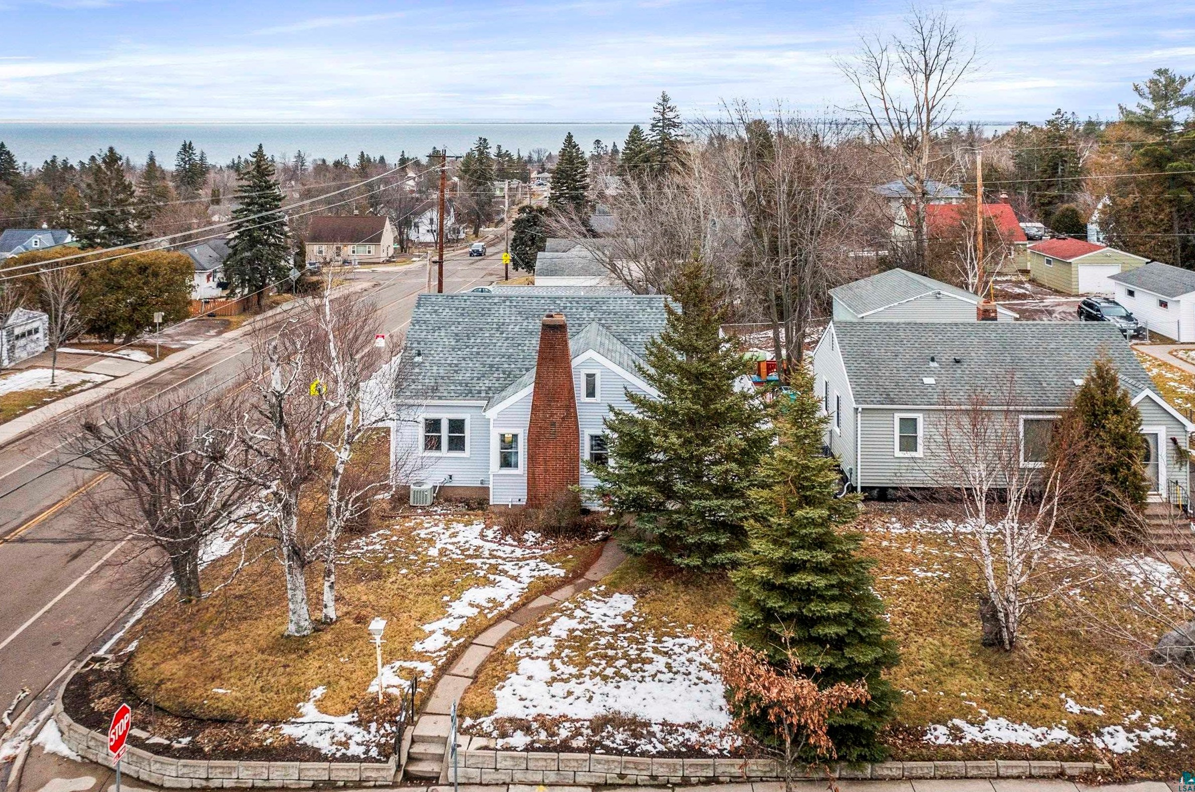 5130 Glenwood St, Duluth MN  55804-1624 exterior