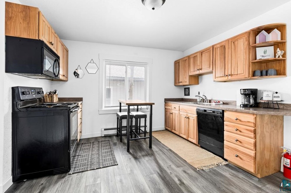 724 7th Ave, Two Harbors MN  55616-1456 exterior