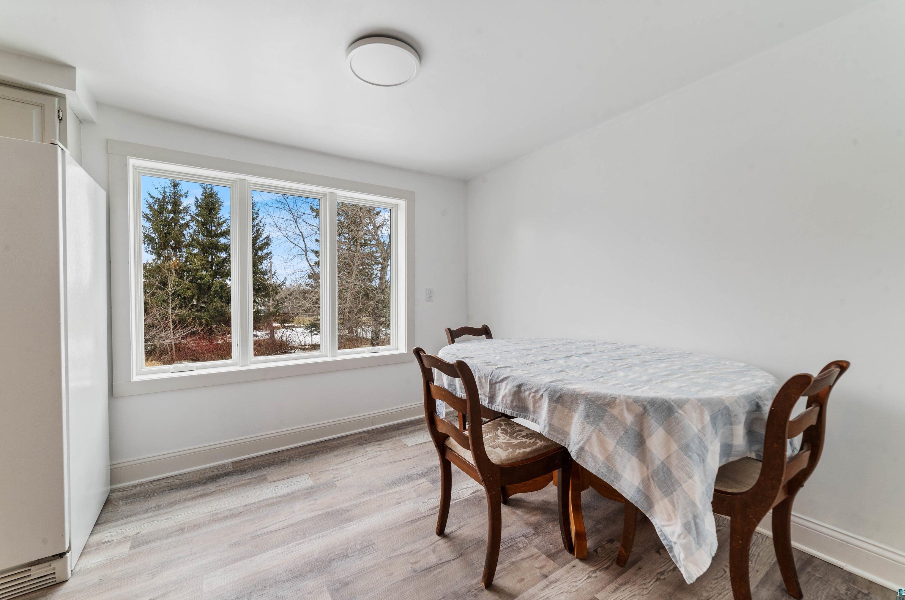 3810 Decker Rd, Duluth MN  55811-3828 exterior