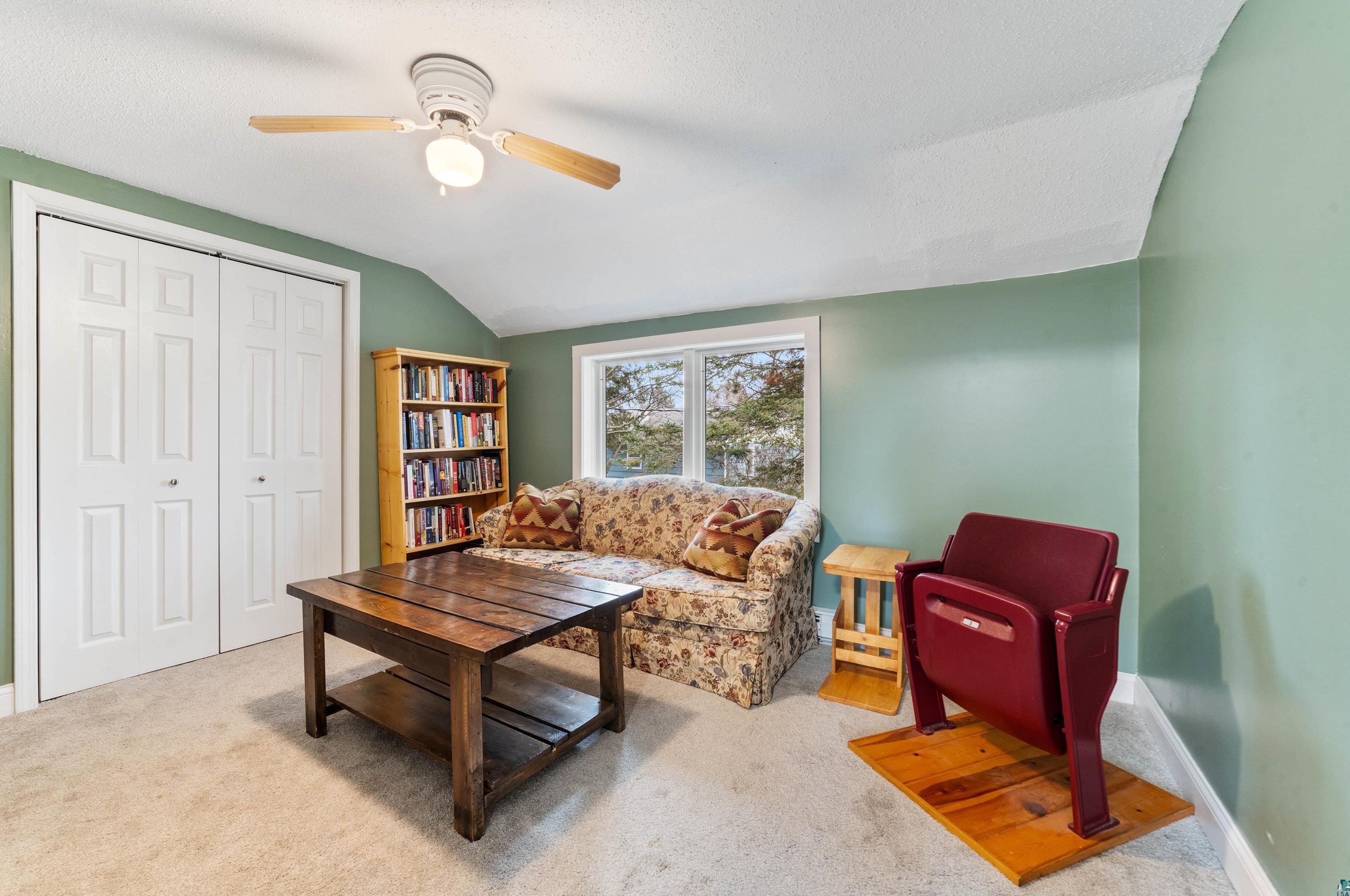 3810 Decker Rd, Duluth MN  55811-3828 exterior