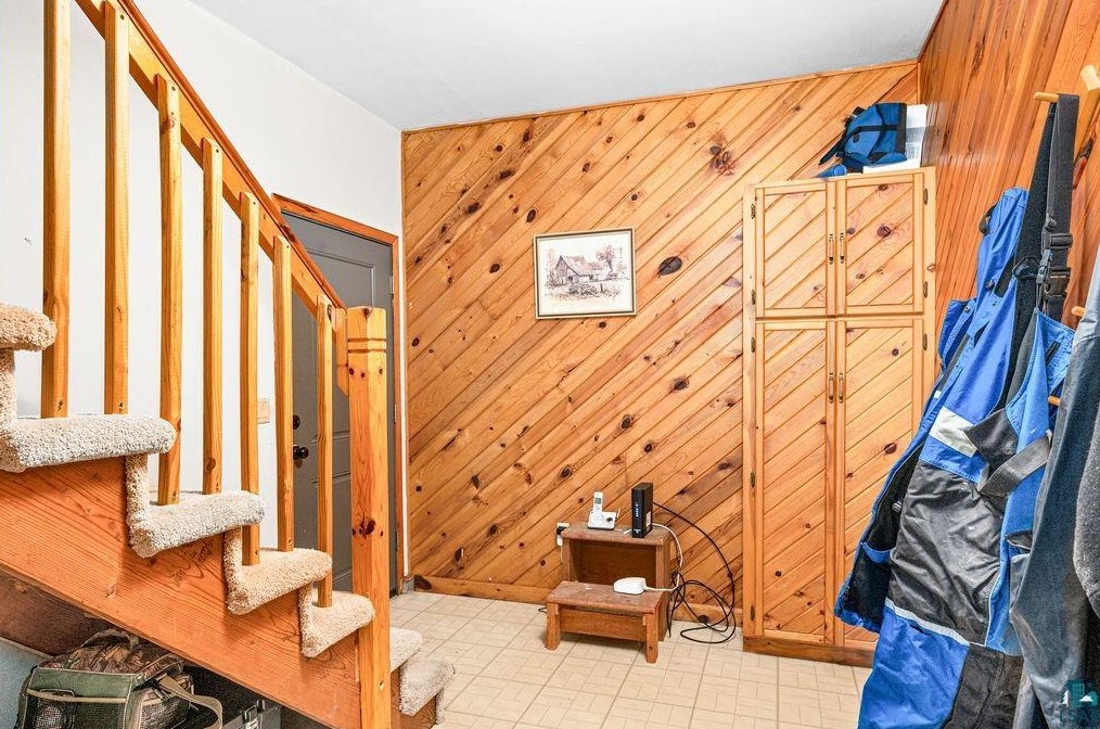 5105 Arrowhead Rd, Duluth MN  55811-1346 exterior