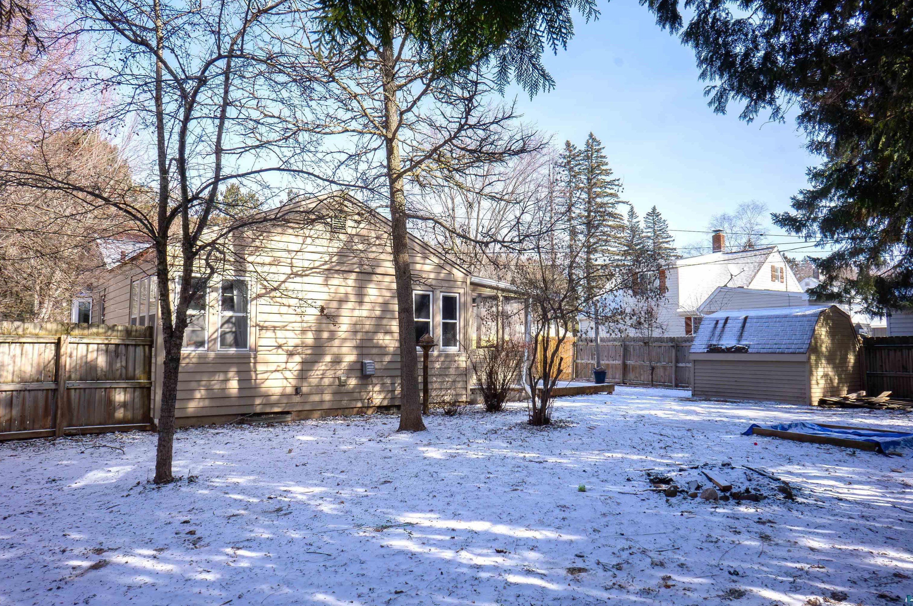 1302 Summit Ave, Scanlon MN  55720-1378 exterior