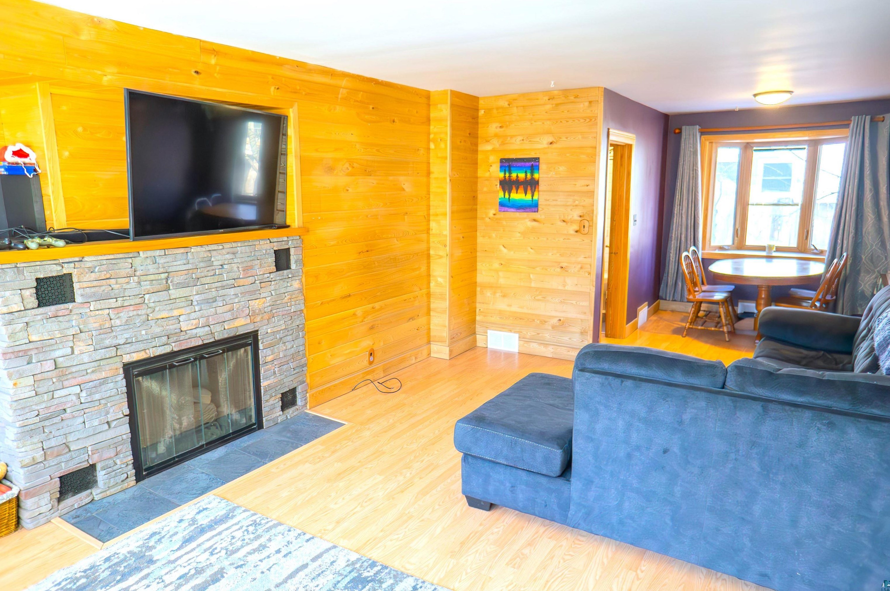 1302 Summit Ave, Scanlon MN  55720-1378 exterior