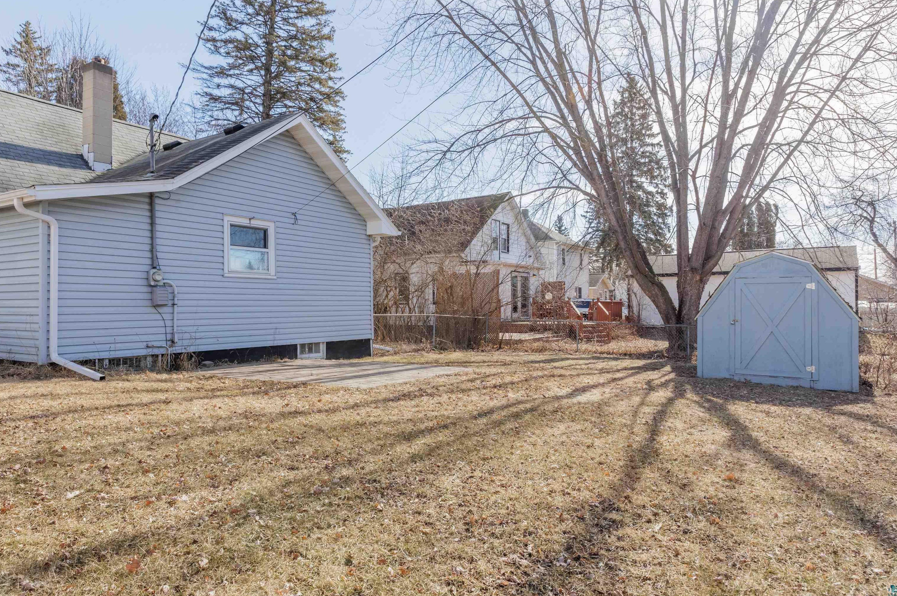 327 8th St, Scanlon MN  55720-2023 exterior