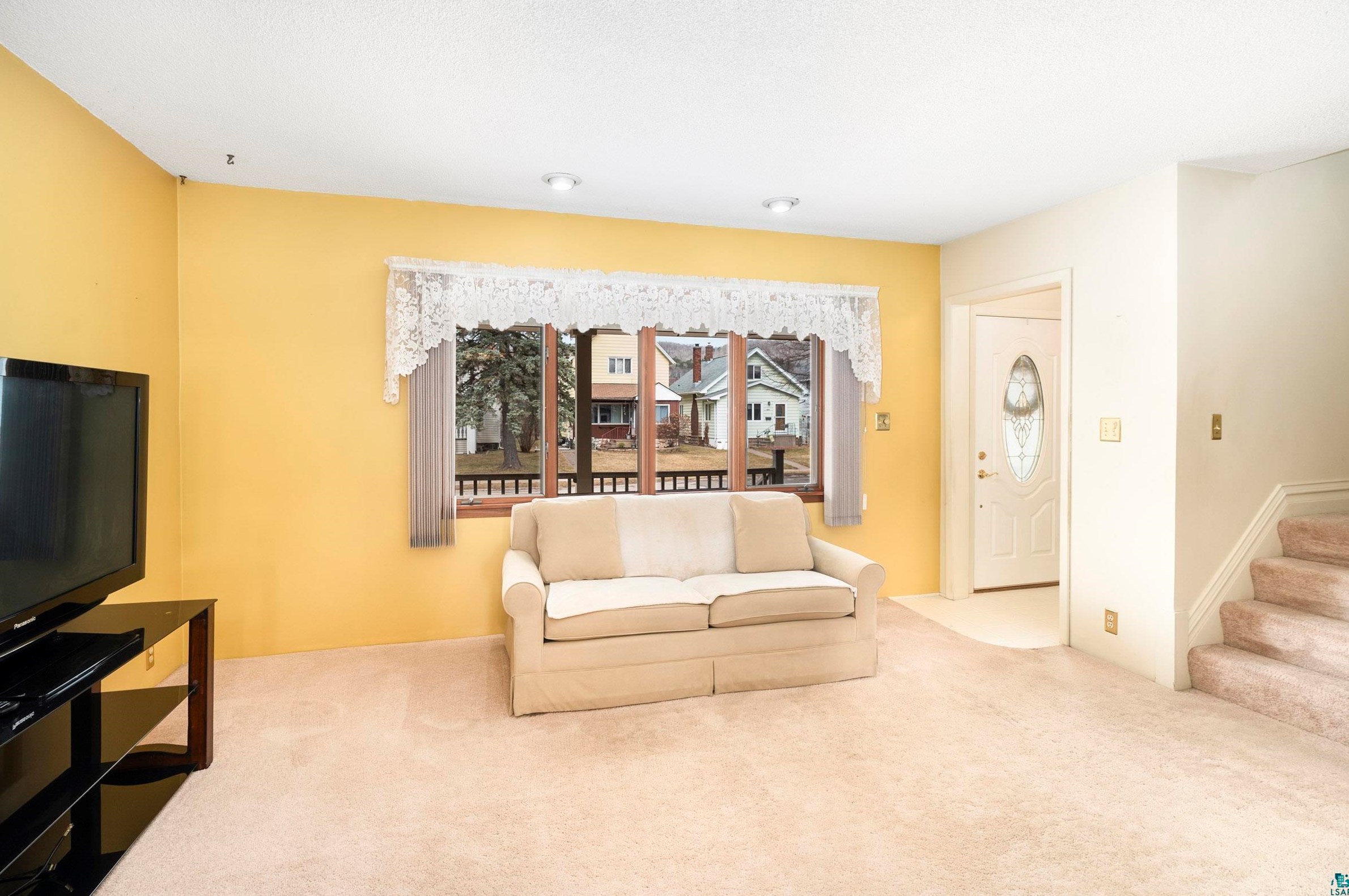 4018 4 St, Duluth MN 55805-1730 exterior