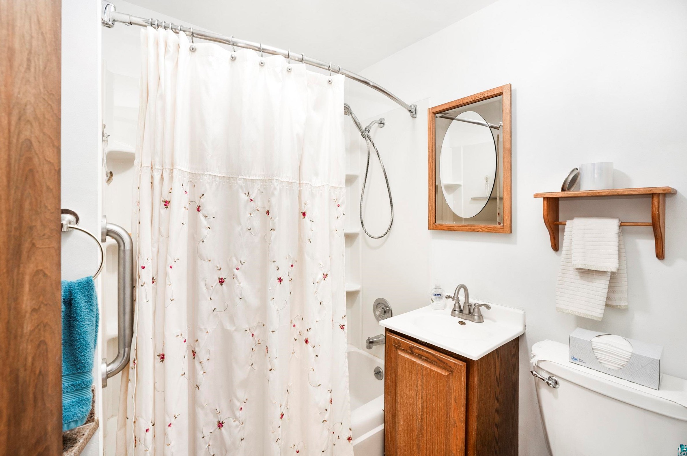 4018 4 St, Duluth MN 55805-1730 exterior