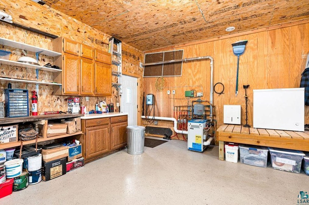 2619 Cedar Wolf Trl, Two Harbors MN  55616-4012 exterior