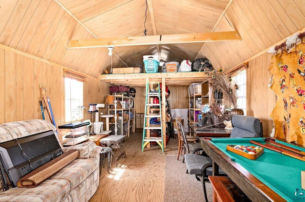 2619 Cedar Wolf Trl, Two Harbors MN  55616-4012 exterior