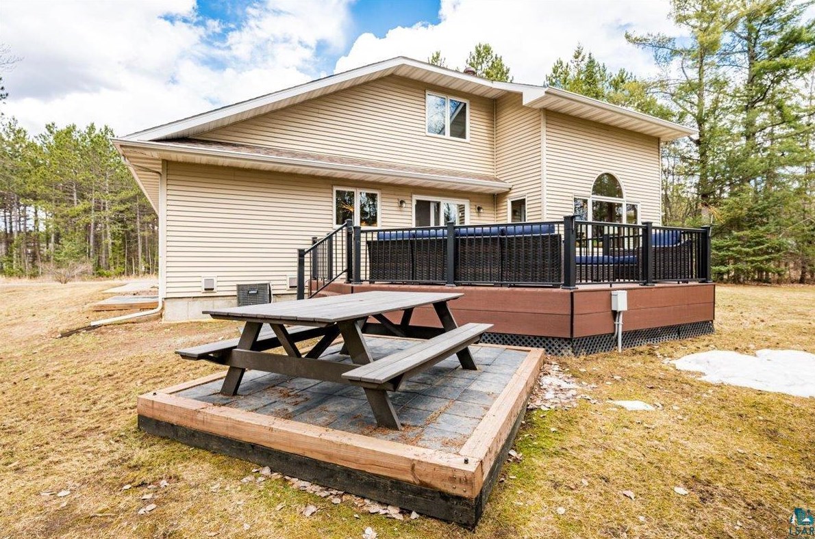1318 Margaret Dr, Scanlon MN  55720-2906 exterior