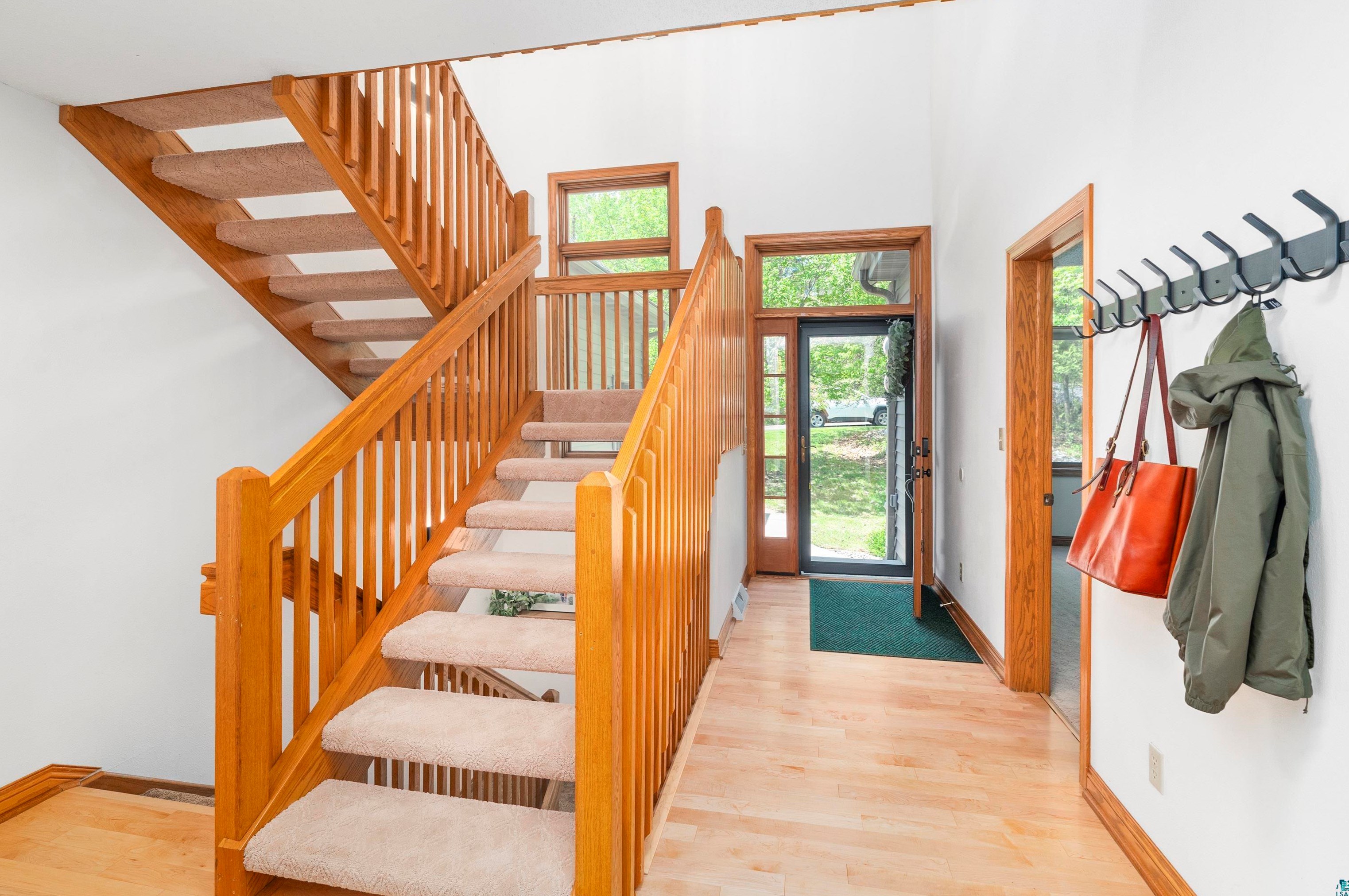 808 Ridgewood Rd, Duluth MN 55804-1733 exterior