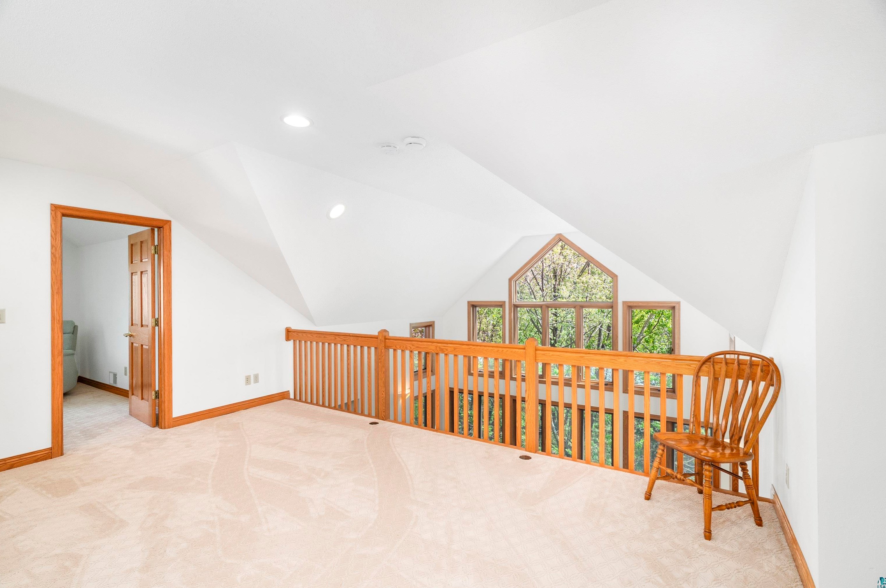 808 Ridgewood Rd, Duluth MN 55804-1733 exterior