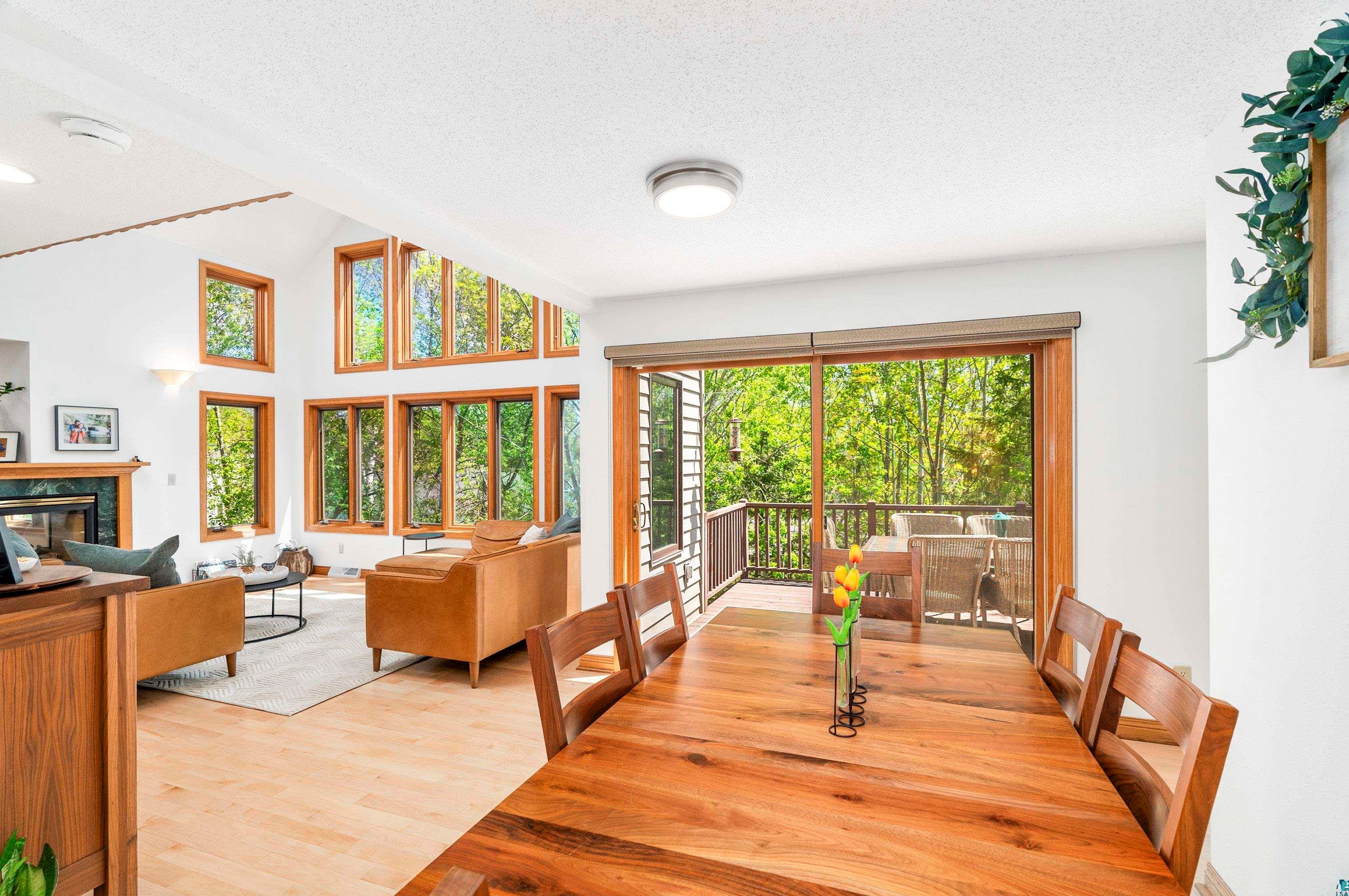 808 Ridgewood Rd, Duluth MN 55804-1733 exterior