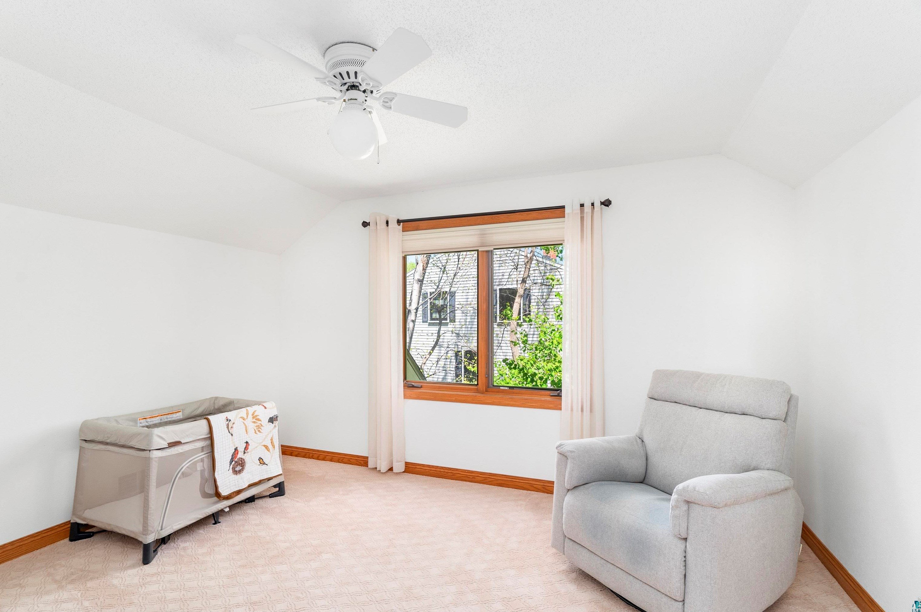 808 Ridgewood Rd, Duluth MN 55804-1733 exterior