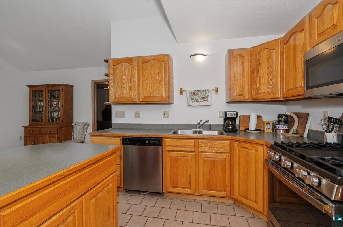 425 Jasper St, Scanlon MN  55720-1132 exterior