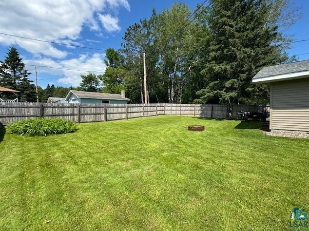 8427 Vinland St, Duluth MN  55810-1453 exterior