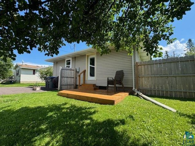8427 Vinland St, Duluth MN  55810-1453 exterior
