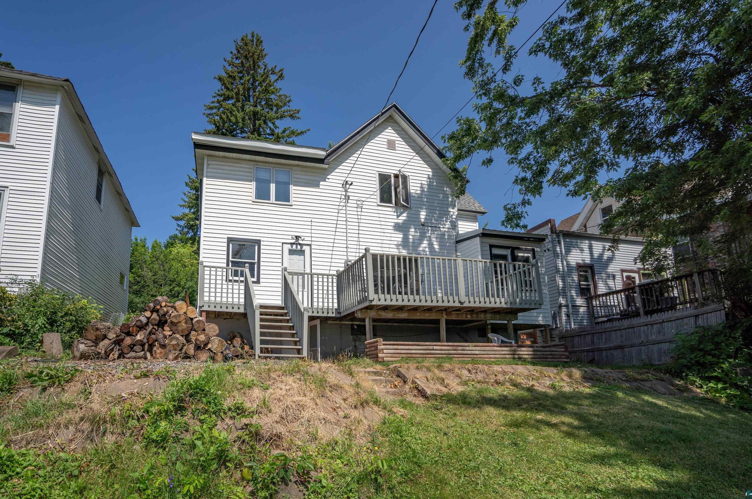 114 5th St, Duluth MN  55805-1714 exterior