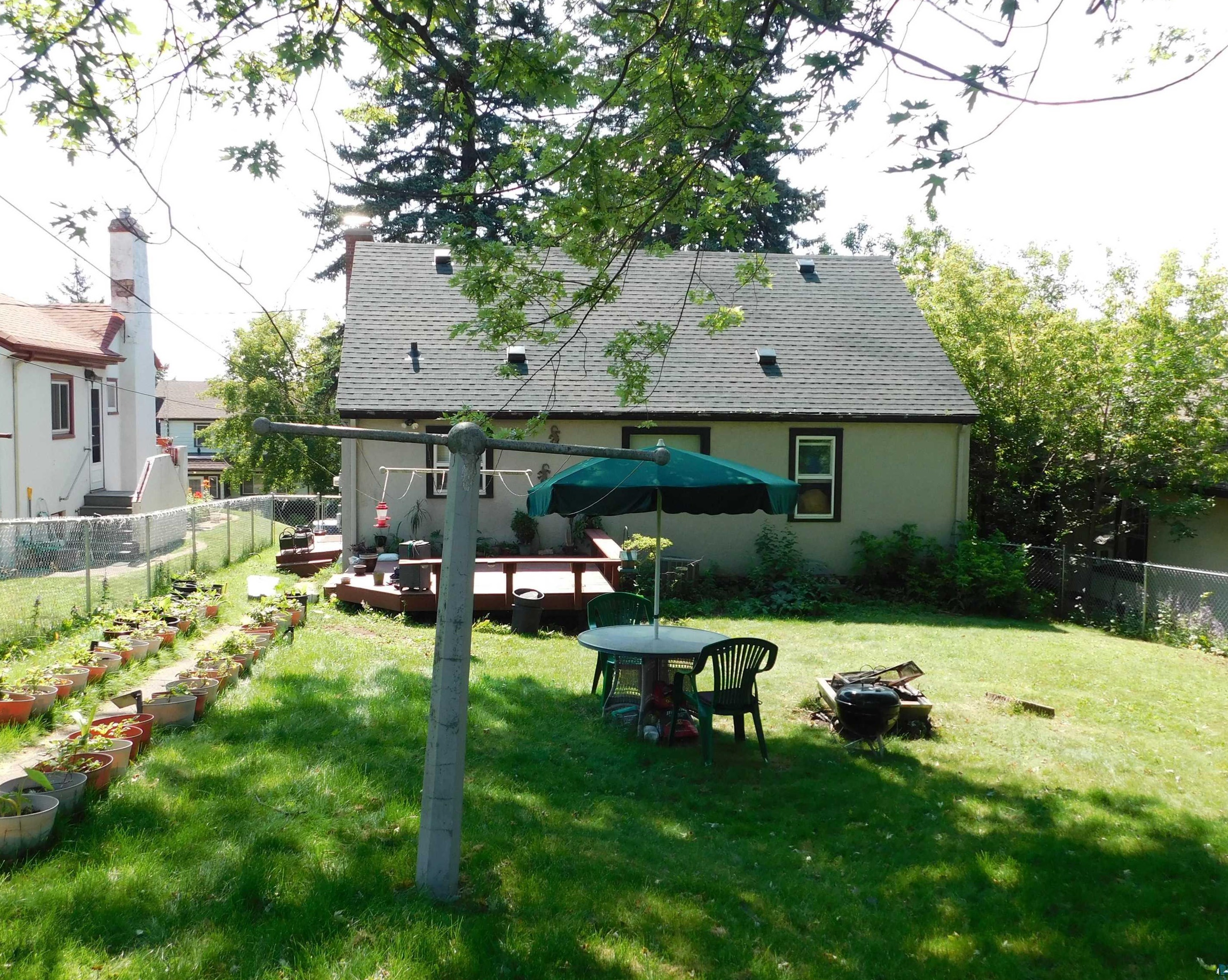 2215 5th St, Duluth MN  55806-1507 exterior