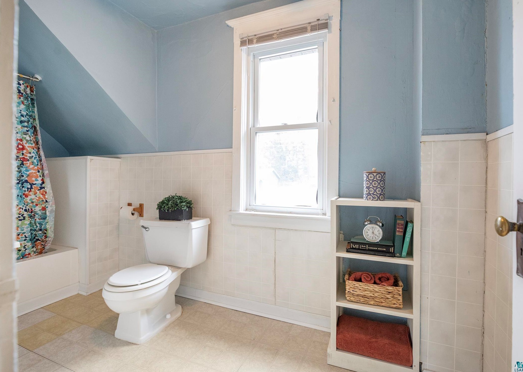 807 57th Ave, Duluth MN  55807-1362 exterior