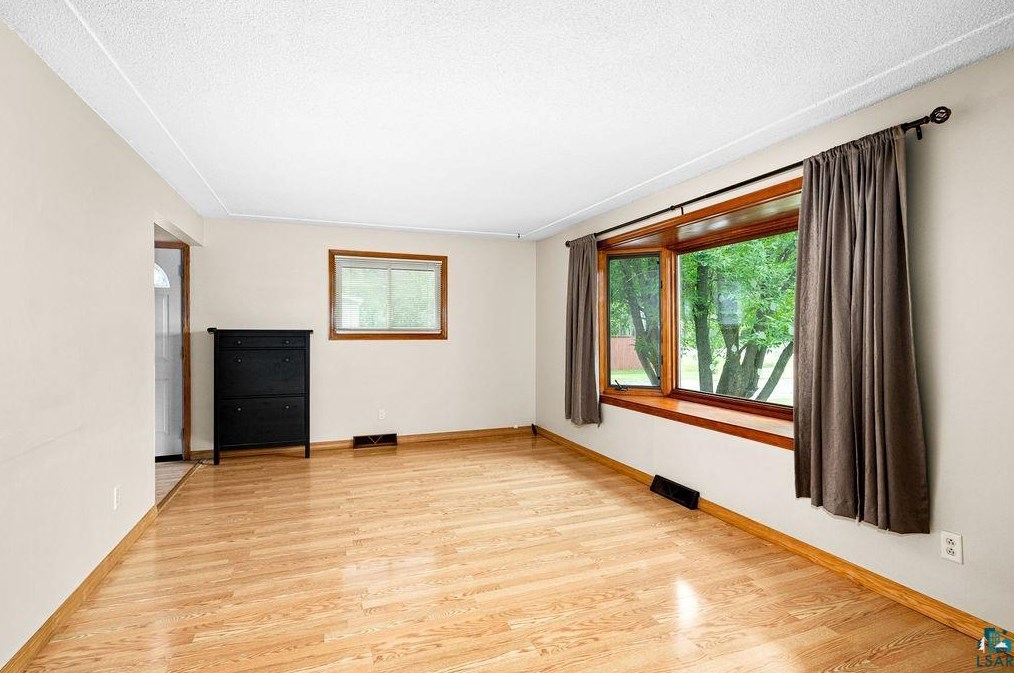 5431 Arrowhead Rd, Duluth MN  55811-1339 exterior