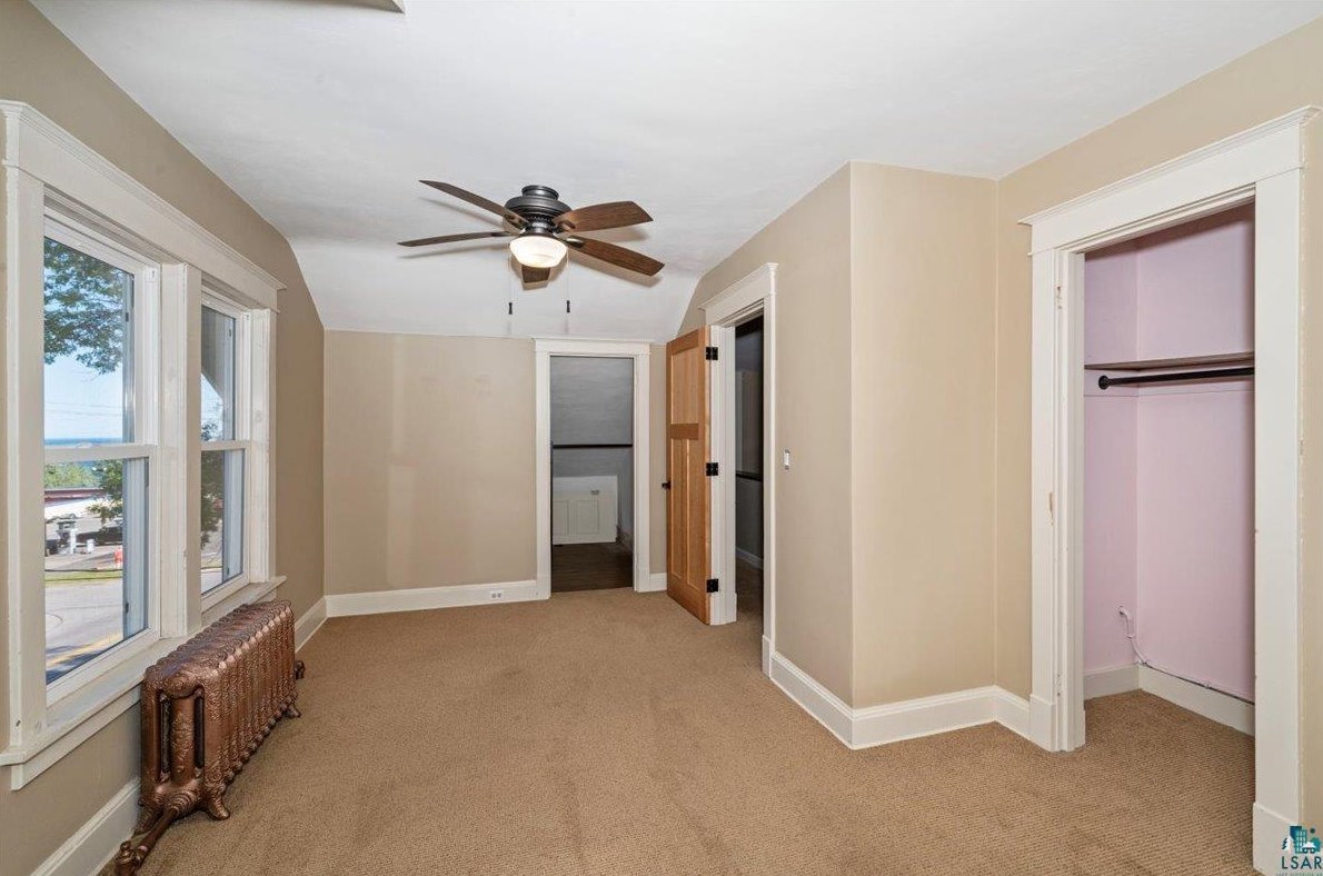 2540 Jefferson St, Duluth MN 55812-2215 exterior