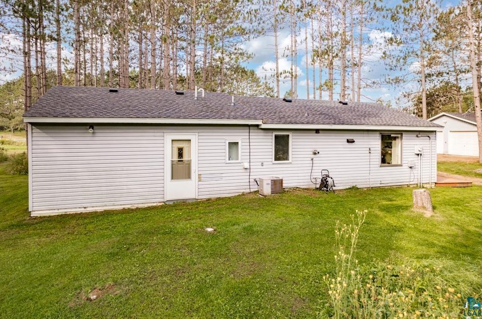 4376 Midway Rd, Duluth MN 55811-1313 exterior