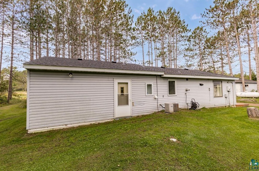 4376 Midway Rd, Duluth MN 55811-1313 exterior