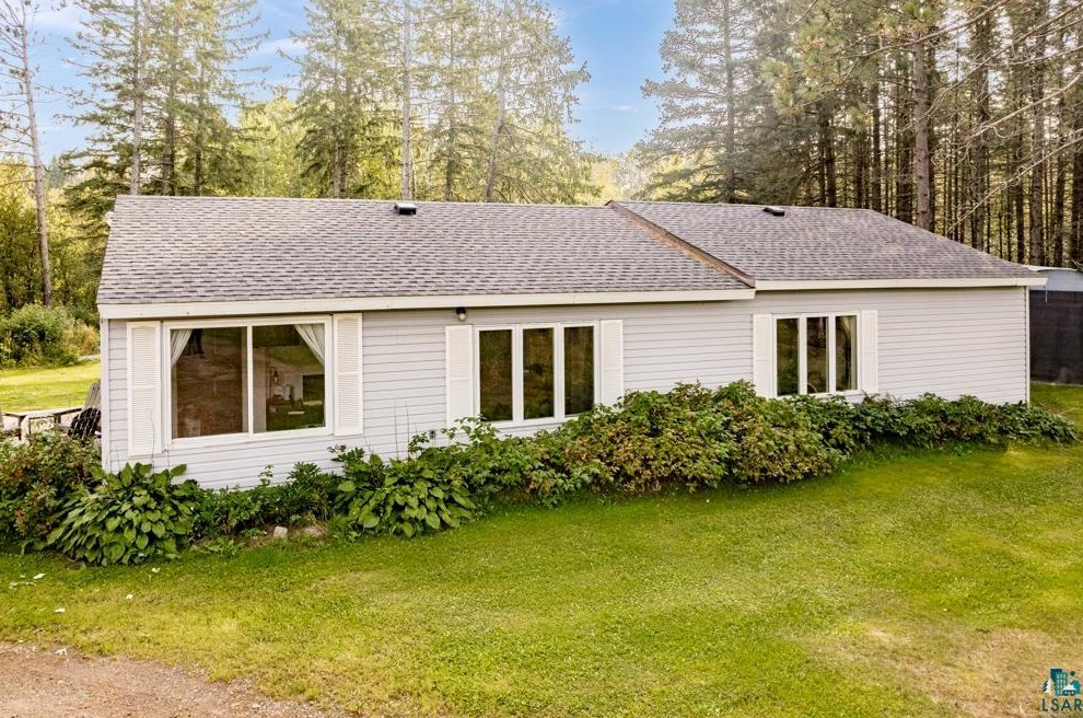 4376 Midway Rd, Duluth MN 55811-1313 exterior