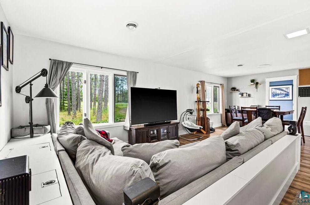 4376 Midway Rd, Duluth MN 55811-1313 exterior