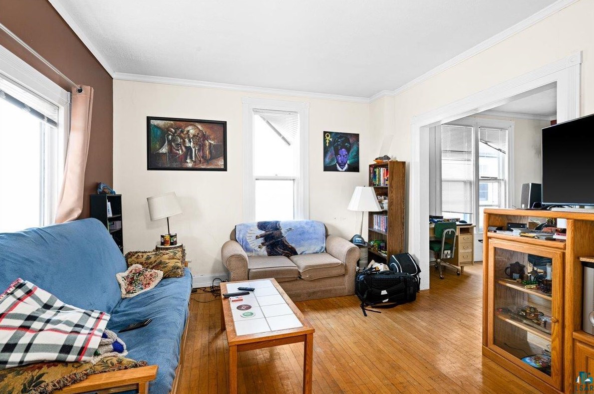 905 4 St, Duluth MN 55805-1730 exterior