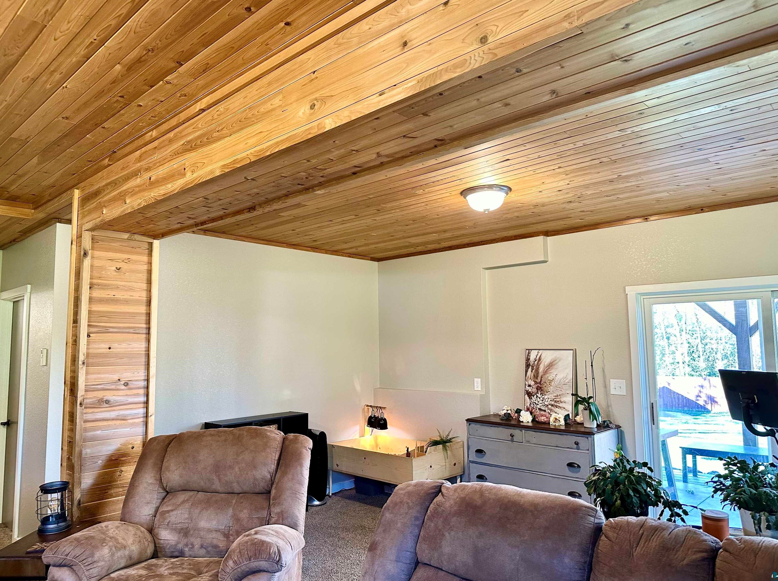 901 6 St, Duluth MN 55806-2303 exterior