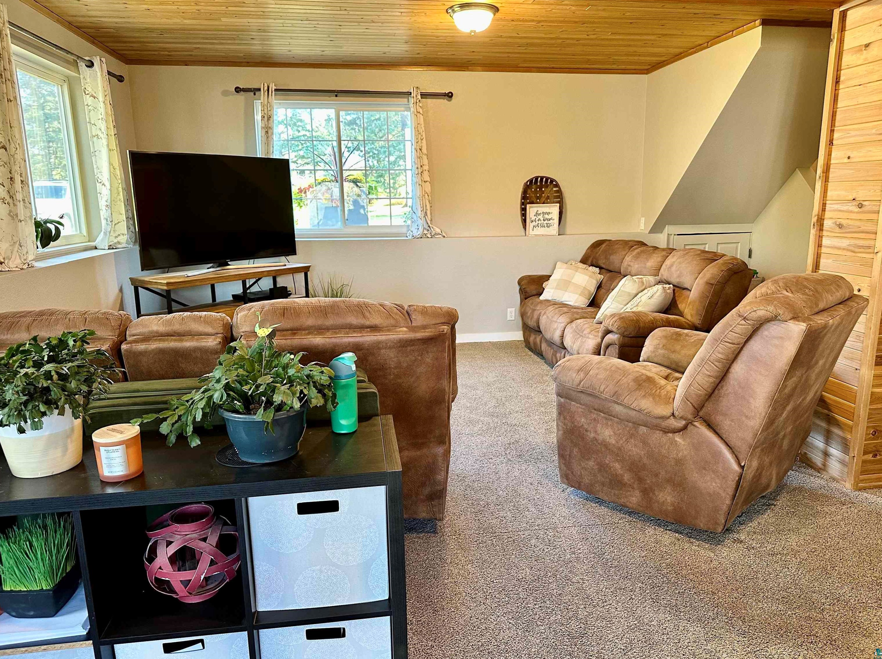 901 6 St, Duluth MN 55806-2303 exterior