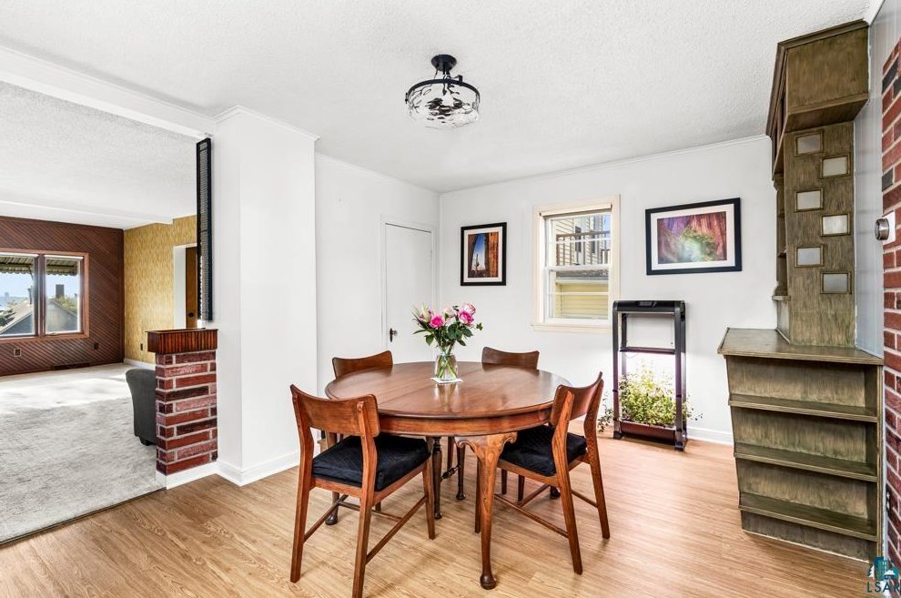 2411 6 St, Duluth MN 55810-2240 exterior